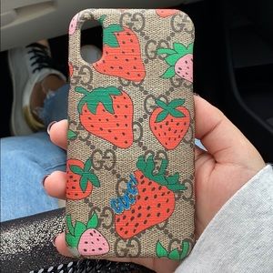 gucci strawberry phone case
